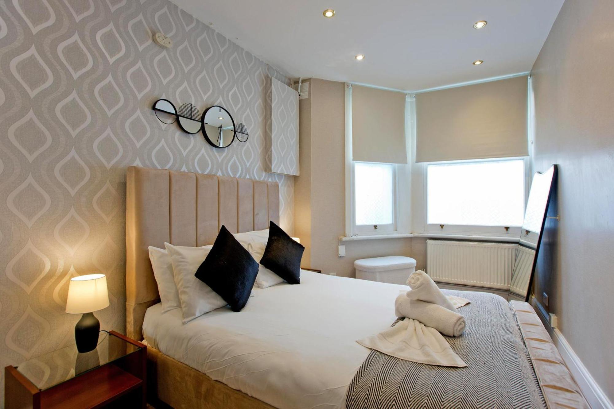 Imperial Earls Court Apartments London Exterior photo