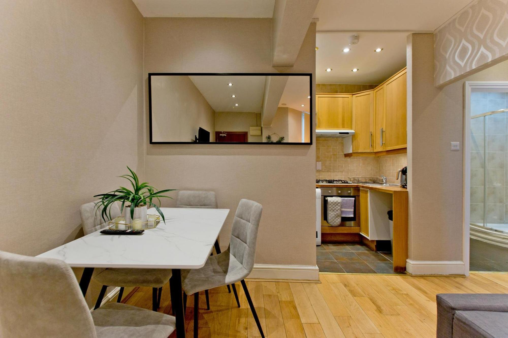Imperial Earls Court Apartments London Exterior photo